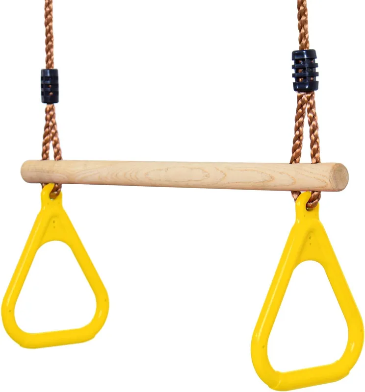 Outdoor pull-up bar with rings